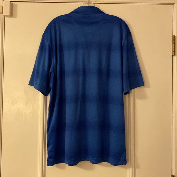 Greg Norman XL Men’s Golf Shirt, royal blue tone on tone striped Poly, like new - Picture 4 of 6